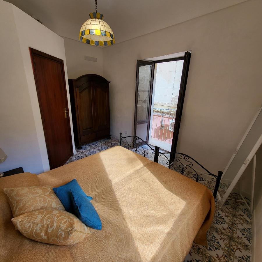 The Holiday House - Arricriati Trapani Exterior foto